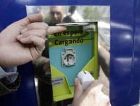 FCC instala plazas de aparcamiento para coches eléctricos en su sede de Madrid