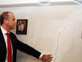 Sebastián promete remodelar la colonia Urpisa de Villa de Vallecas