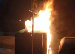 'Cazado' con 17 mecheros para "quemar contenedores"