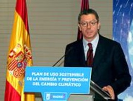 Gallardón promete una red de suministro de biocombustibles
