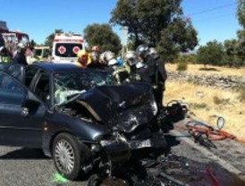 Siete heridos en un accidente frontal en la M-600