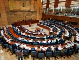 Aguirre afronta su legislatura más tranquila ante la debacle histórica del socialismo