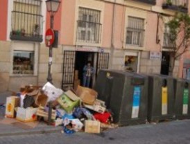 Los madrileños generan un 3,8% menos de basura