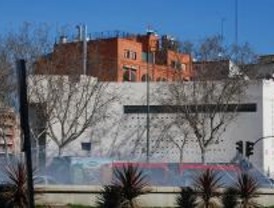 Casi 300 personas se manifiestan contra las 'cundas' en Embajadores