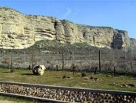 Unos 800 vecinos de Rivas protestan por la degración del parque del Sureste