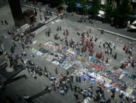 250 estudiantes homenajean a Picasso con un gran mural callejero