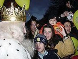 Sus Majestades se adelantan en San Blas y Ciudad Lineal