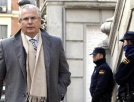 El Supremo absuelve por mayoría a Garzón por la investigación de los crímenes del franquismo