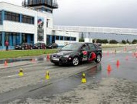 La Policía de Las Rozas inicia un curso de conducción evasiva
