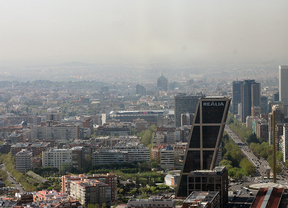 Ayuntamientos y Comunidad se reúnen para combatir la contaminación del aire