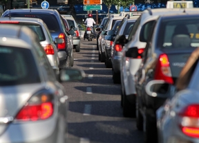 Madrid no sabe sacar a la gente de los coches