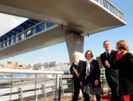 Tres pasarelas unen cinco distritos para que el peatón camine sin obstáculos