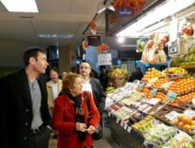 Tomás Gómez promete Metro a Latina y levantar al hospital de Carabanchel si es presidente