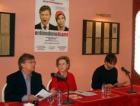 El Teatro Salón Cervantes inaugura la temporada con 'Entiéndeme tú a mí'