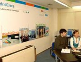 Una nueva oficina asesora a los jóvenes empresarios sobre cómo montar un negocio