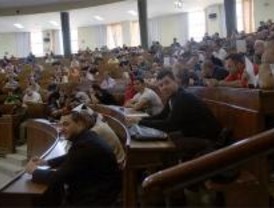 Los aspirantes a porteros de locales de ocio recurrirán el examen
