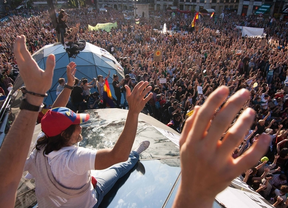 El '15-M' mantiene la concentración del 23-M a pesar de su prohibición