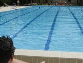 La Comunidad inspecciona las instalaciones eléctricas de las piscinas