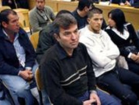 El tribunal culpa a la célula islamista y desvincula a ETA