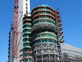 La torre que sustituye al edificio Windsor se abre al público seis años después del incendio
