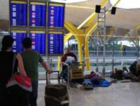 Detenida una mujer en Barajas por intentar pasar cocaína en unos zapatos