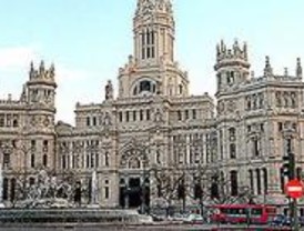 IU dice que la tercera parte del dinero para equipamientos irá al Palacio de Correos