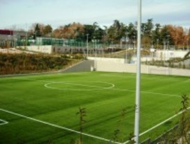 Abre el polideportivo Torrespaña