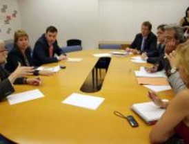 Gómez pedirá en Bruselas rechazar las 65 horas semanales
