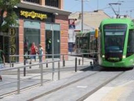 IU de Parla hace un llamamiento para evitar la huelga de conductores del tranvía