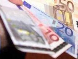 La subida de impuestos obligará a pagar 60 euros más, según calcula Aguirre