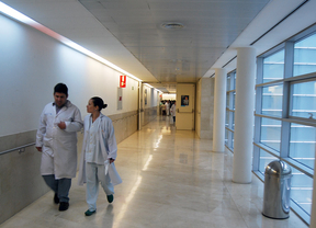 Arranca el proceso para unificar las condiciones de 10.000 profesionales sanitarios