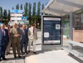 La Comunidad adaptará 500 marquesinas de autobús a personas con discapacidad