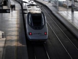 Fomento licita dos tramos del AVE Madrid-Galicia