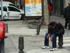 Los vecinos de Vallecas crean un grupo en Facebook para denunciar los 'taxis de la droga'