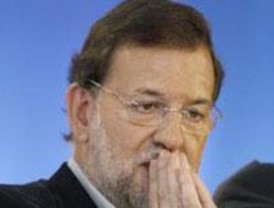 Rajoy siguió con semblante serio el desarrollo del desfile