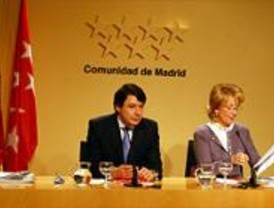 Aguirre sólo debatirá en televisión con Simancas y Gordo por separado