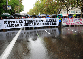 La Federación del Taxi se manifiesta contra Uber