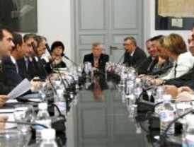El dinero de los ayuntamientos peligra por el boicot del PP a Castro