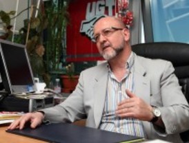 'No se contratan interinos en caso de bajas de larga duración o excedencias'