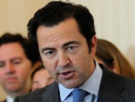 Cavero busca fórmulas para reducir la subvención a Metro y compensar con otros ingresos