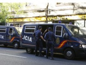 Un hombre apuñala a su ex pareja y a su jefe y después se autolesiona con el cuchillo