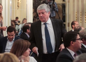 Arturo Fernández pone su cargo en CEOE a disposición de la organización