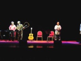 'Les Luthiers' muestran su renovación en Madrid