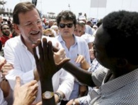 El PP defiende una inmigración vinculada al trabajo en la presentación de sus candidatos inmigrantes