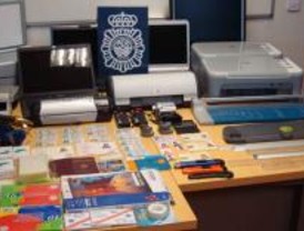 Detenidas 6 personas dedicadas a la falsificación de documentos