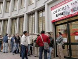 El paro sube en Madrid en 11.074 personas en octubre, un 2,57 por ciento más