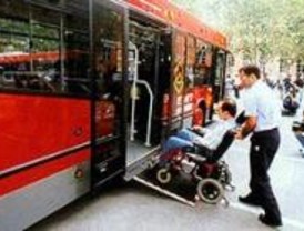 El PSOE dice que los discapacitados 'son olvidados' por Gallardón
