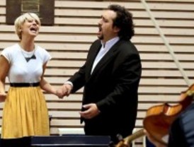 Flamenco y tango se enredan sobre el escenario del Circo Price
