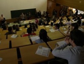 Casi 7.000 estudiantes buscan una segunda oportunidad para entrar en la universidad