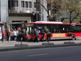 Arde un autobús de la EMT tras sufrir una avería